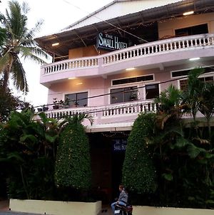 The Small Hotel Sihanoukville Exterior photo