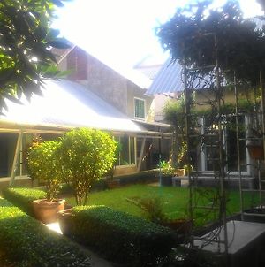 Zan Pla Nade Guesthouse Chiang Rai Exterior photo