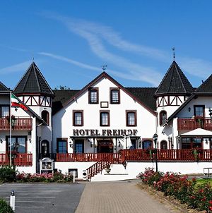 Hotel Freihof Hiddenhausen Exterior photo