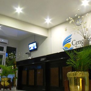 Cengkareng Transit Hotel Tangerang Exterior photo