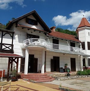 Valcsics Villa Panzio Pécs Exterior photo
