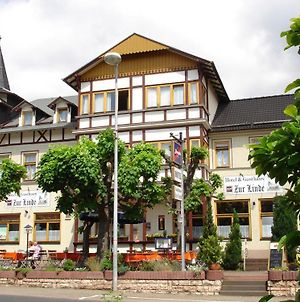Gasthaus&Hotel Zur Linde Friedrichroda Exterior photo
