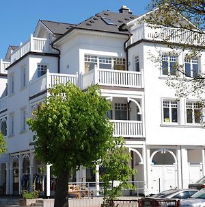 "Villa Laetitia" - Wg 15 - Zentral, Strandnah, 2 Balkone Ostseebad Ostseebad Binz Exterior photo