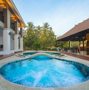 The Retreat Khaolak Resort - Sha Extra Plus Khao Lak Exterior photo
