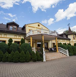 Hotel Dworek Debowko Bartoszyce Exterior photo