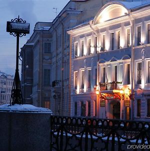 Pushka Inn Hotel Sankt Petersburg Exterior photo