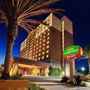 Hotel Courtyard By Marriott Los Angeles Westside Exterior photo