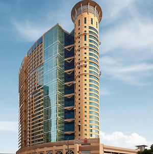 Grand Millennium Al Wahda Hotel&Executive Apartments Abu Dhabi Exterior photo