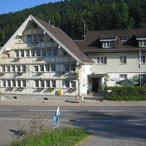 Hotel Landgasthaus Bären Grub Exterior photo