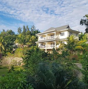 Spas Villas Machabee Mahe Island Exterior photo