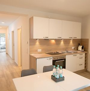 GLEUEL INN - digital hotel&serviced apartments&boardinghouse mit voll ausgestatteten Küchen Hürth Exterior photo