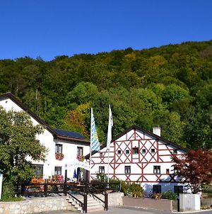 Hotel Zum blauen Hecht Kipfenberg Exterior photo
