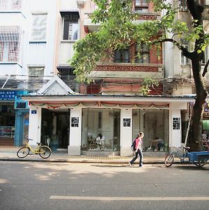 Dengba International Hostel Guangzhou Kanton Exterior photo