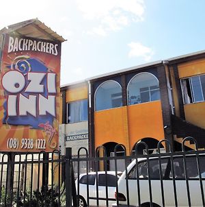 Ozi Inn Backpackers - Perth - Exterior photo