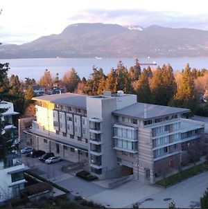 Ferienwohnung Carey Centre Vancouver Exterior photo