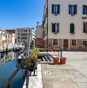 Hotel Tiziano Venedig Exterior photo