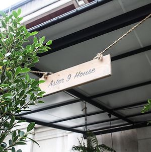 Bed and Breakfast Aster 9 House Bangkok Exterior photo