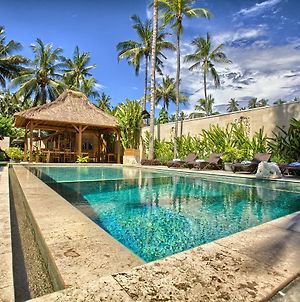 Benthos Bali Dive Resort Candidasa Exterior photo