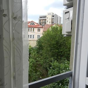 Guest House Katia Tbilisi Exterior photo