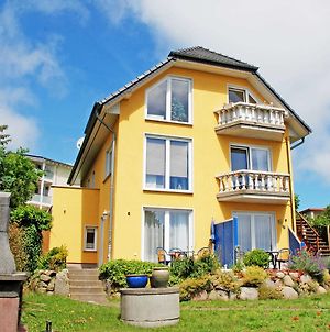 Ferienwohnungen Haus Inselblick mit Seeblick Goehren  Exterior photo