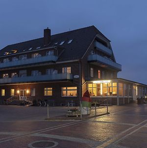 Strandhotel Wietjes Baltrum Island Exterior photo