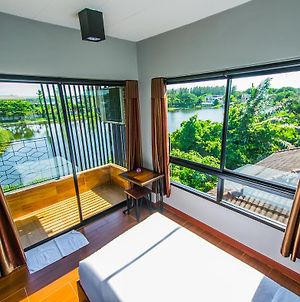Hotel Na Siri Lake View Bangkok Exterior photo