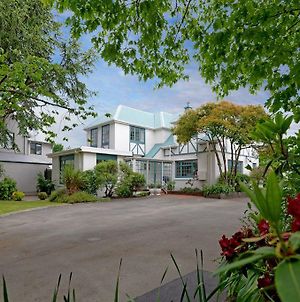 Bnb On Hagley Park, Christchurch Central, A Free Ride To Railway Station Exterior photo