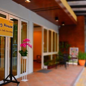 Hotel Seedling House Pattaya Exterior photo