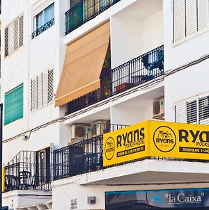 Ryans Pocket Hostel Ibiza-Stadt Exterior photo