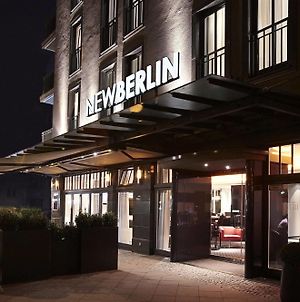 Hotel Newberlin Exterior photo