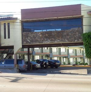Hotel Golf Tijuana Exterior photo