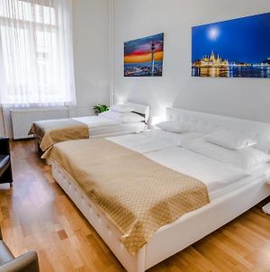 Anabelle Bed&Breakfast Budapest Exterior photo