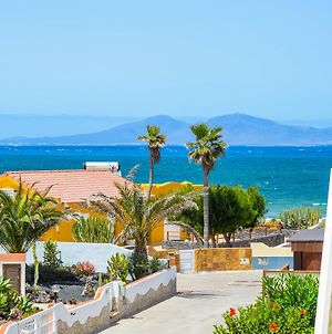 Bohemian Seafront Bungalow Paradise With Bbq, Garden, Terrace & Free Wifi By Holidays Home Corralejo Exterior photo