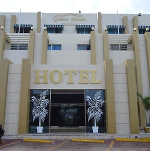 Golden House Hotel & Convention Center Santo Domingo Exterior photo