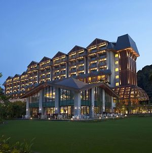 Resorts World Sentosa - Equarius Hotel Singapur Exterior photo