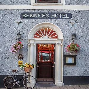 Dingle Benners Hotel Exterior photo