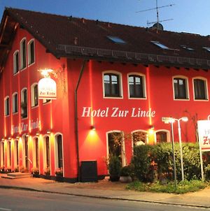 Hotel Zur Linde Hohenlinden Exterior photo