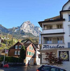 Hirschen Backpacker-Hotel&Pub Schwyz Exterior photo