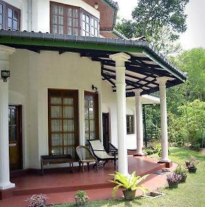 Hotel Pearl House Kandy Exterior photo