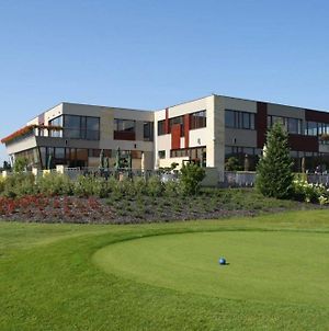 Hotel Beroun Golf Club Exterior photo