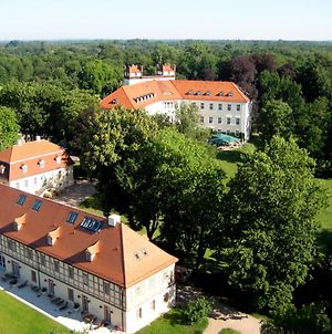 Hotel Urlaubsresidenz Marstall und Kanzlei im Schlossensemble Lübbenau Exterior photo