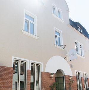 Cottage Rheingau Hotel Walluf Exterior photo