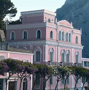 Hotel Capri Exterior photo
