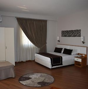 Hotel Arvi Durrës Exterior photo