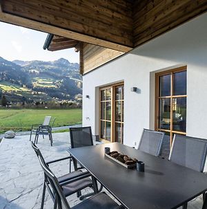 Villa Luxurious Chalet in Bad Hofgastein near Ski Area Exterior photo