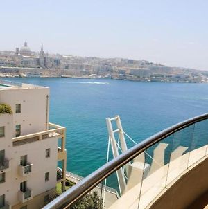 Hostel The Seafront Tower Sliema Exterior photo