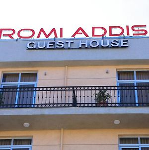 Romi Addis Guest House Exterior photo