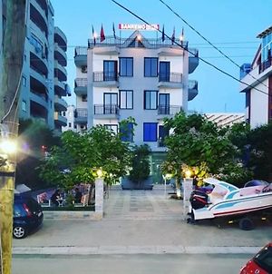 Sanremo Hotel Restorant Durrës Exterior photo
