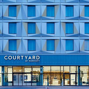 Hotel Courtyard By Marriott Luton Airport Exterior photo