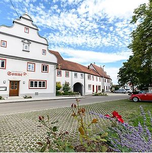 Hotel Landgasthof Zur Sonne Funfstetten Exterior photo